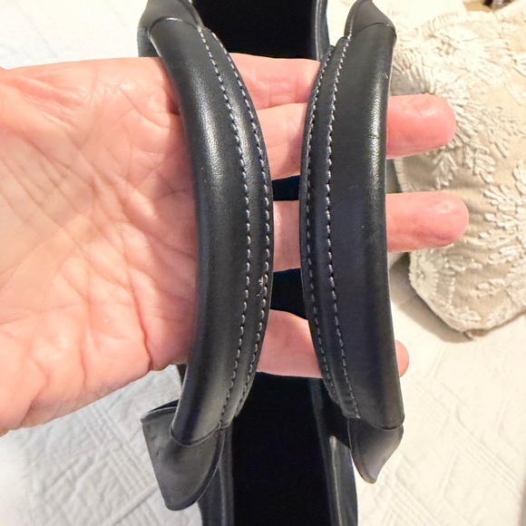 Coach Legacy Hampton large Canvas and Leather tote bag 19x13 - Picture 14 of 15